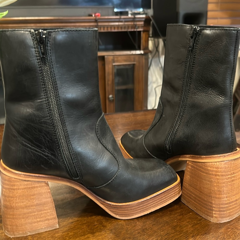 Free People Ruby Shine Platform Boots Black NWOT